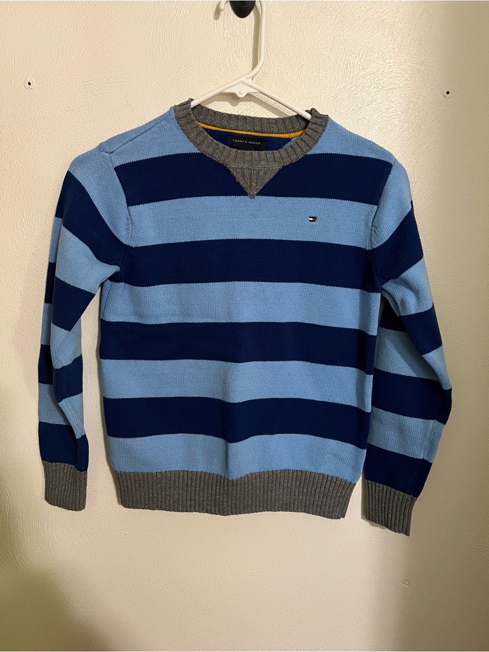 TOMMY HILFIGER Classic Preppy Striped Casual Knit Sweater Blue Grey Boy's Size M